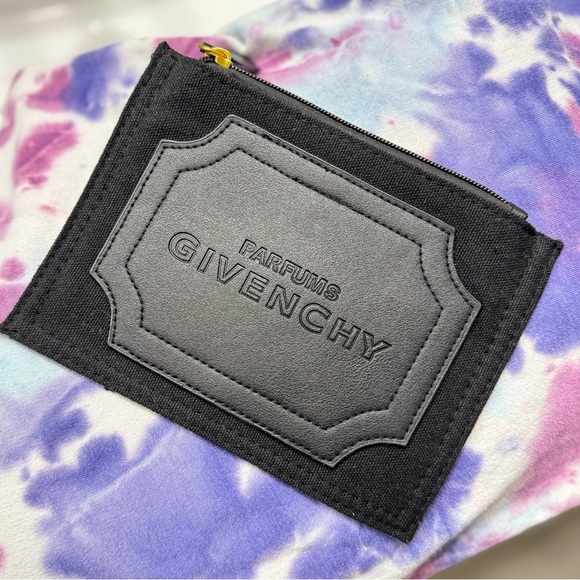 GIVENCHY Parfums Zippered Pouch ◾️ Great Condition ✔️ - Picture 7 of 7